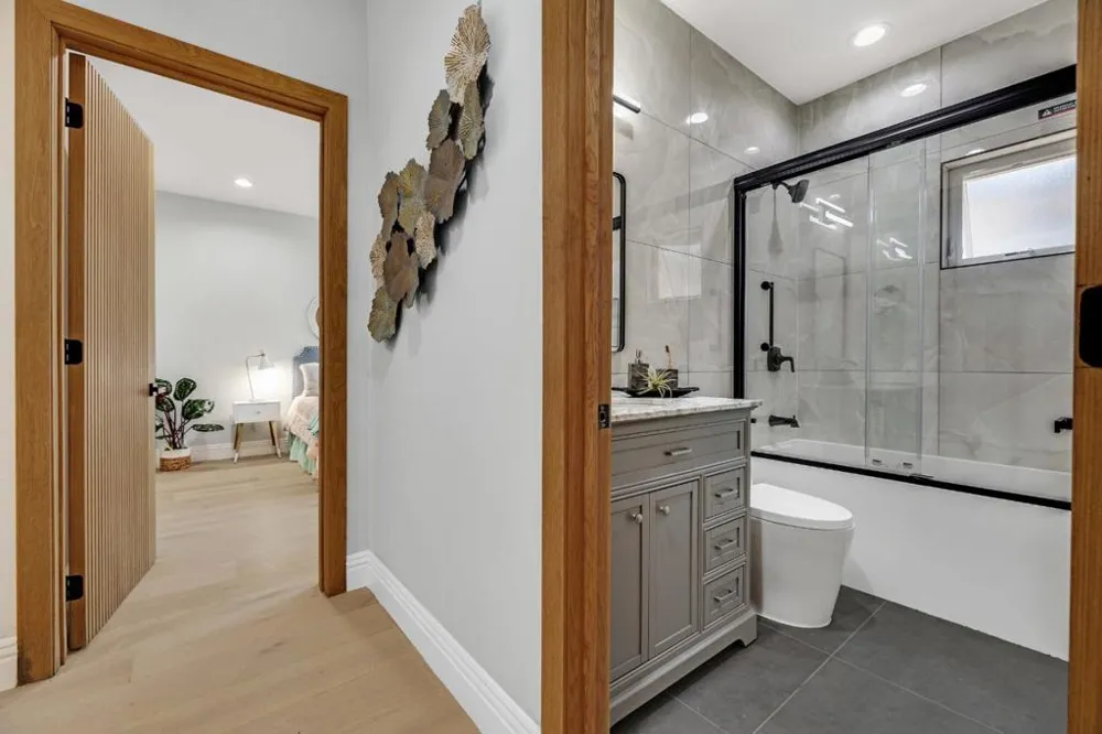 34914 Moina Shaiq Fremont, CA 94555