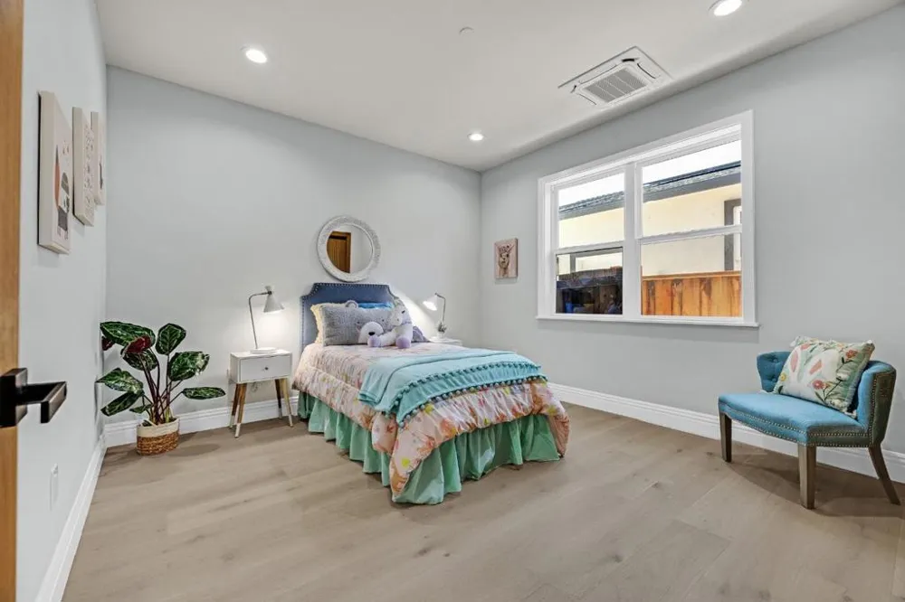 34914 Moina Shaiq Fremont, CA 94555