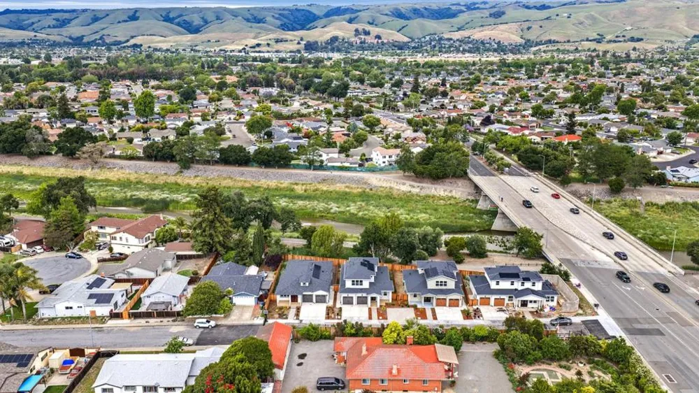 34914 Moina Shaiq Fremont, CA 94555