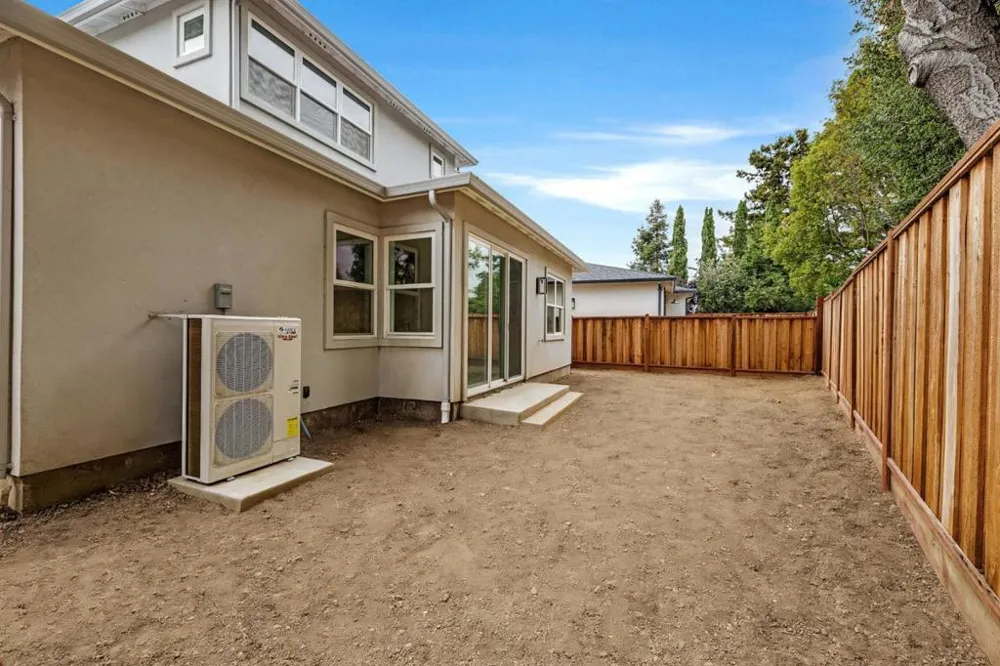 34914 Moina Shaiq Fremont, CA 94555