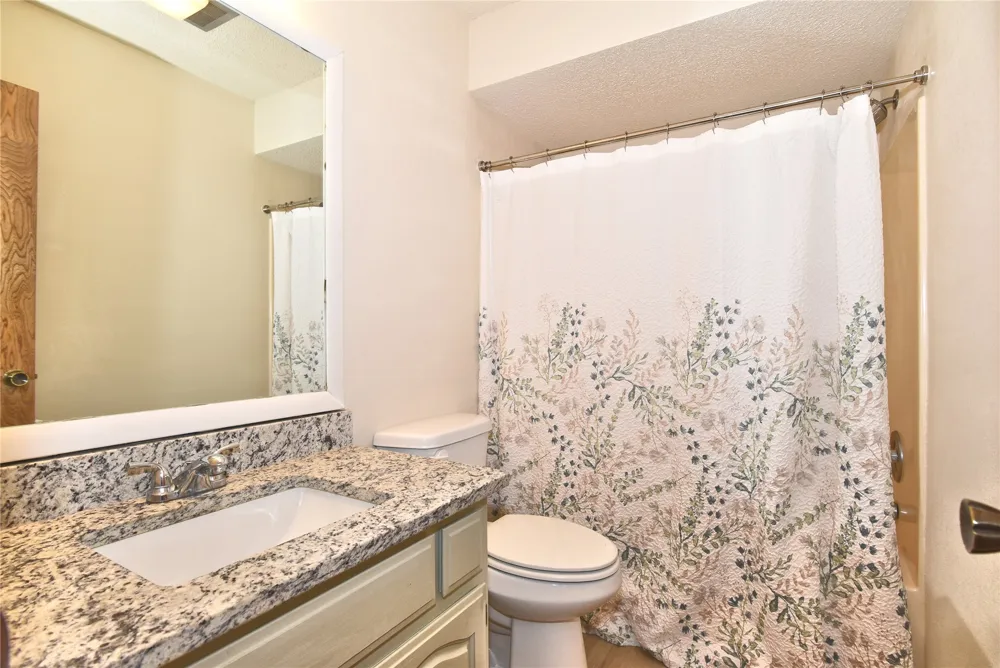 2500 W Honolulu Street Broken Arrow, OK 74012