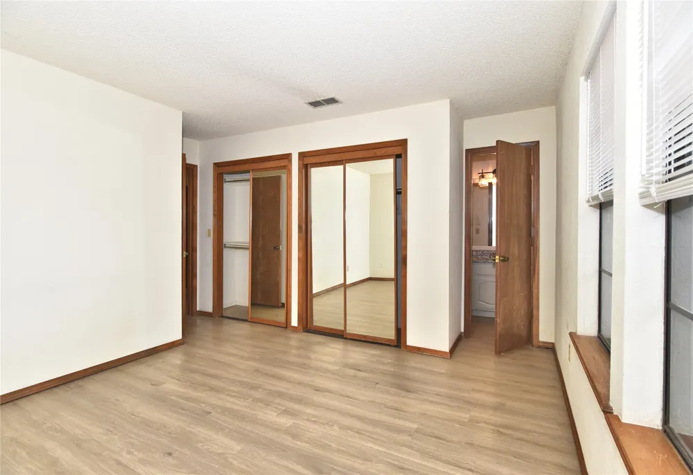 2500 W Honolulu Street Broken Arrow, OK 74012