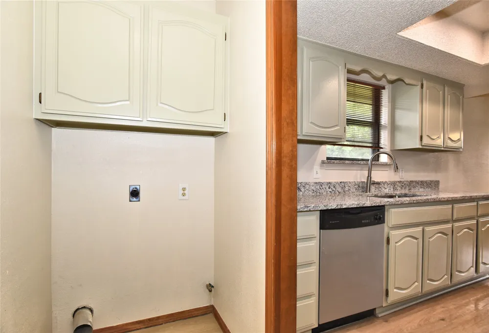 2500 W Honolulu Street Broken Arrow, OK 74012