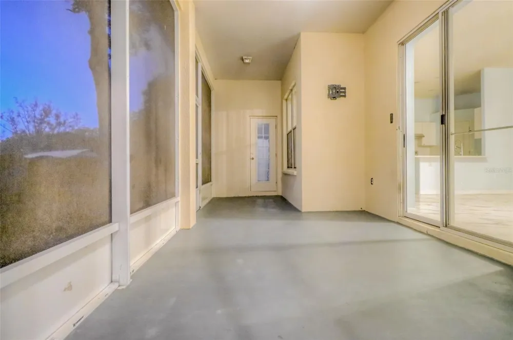 207 TAYLOR BAY LANE Brandon, FL 33510