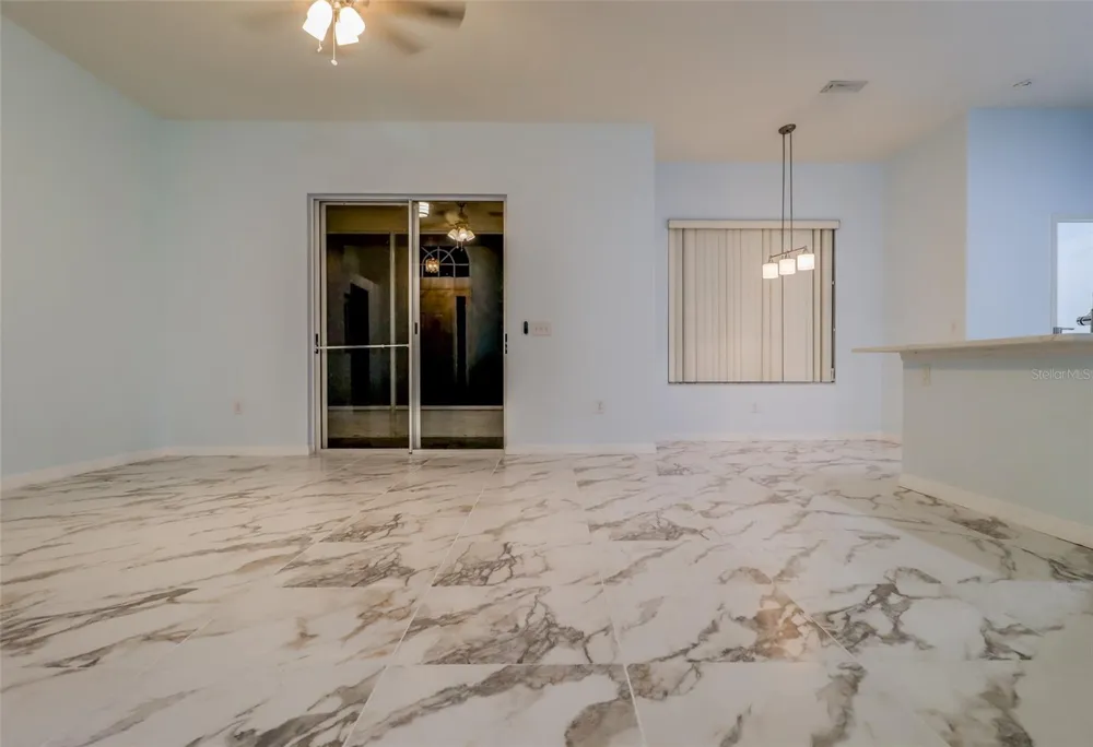 207 TAYLOR BAY LANE Brandon, FL 33510