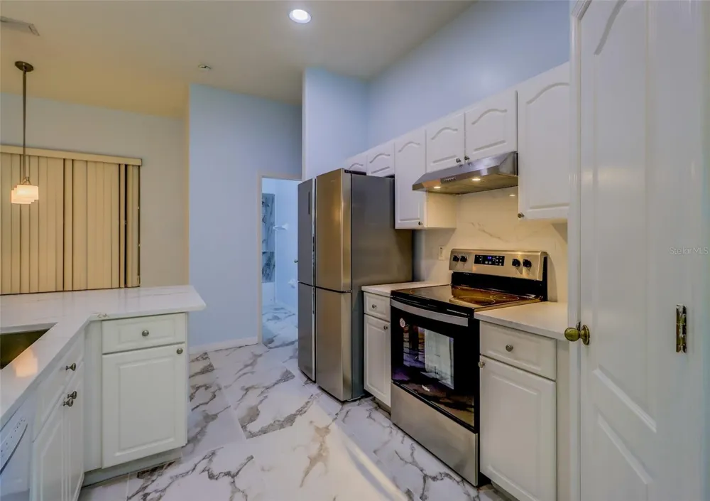 207 TAYLOR BAY LANE Brandon, FL 33510