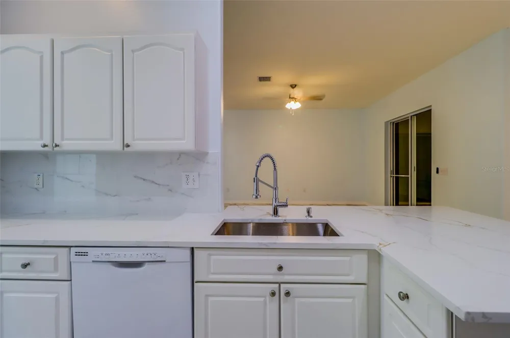 207 TAYLOR BAY LANE Brandon, FL 33510