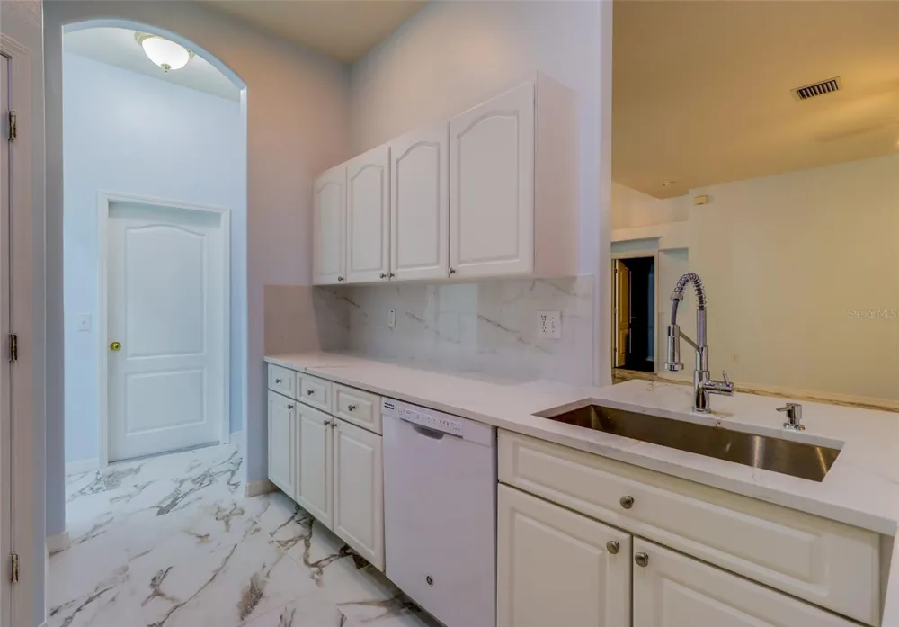 207 TAYLOR BAY LANE Brandon, FL 33510