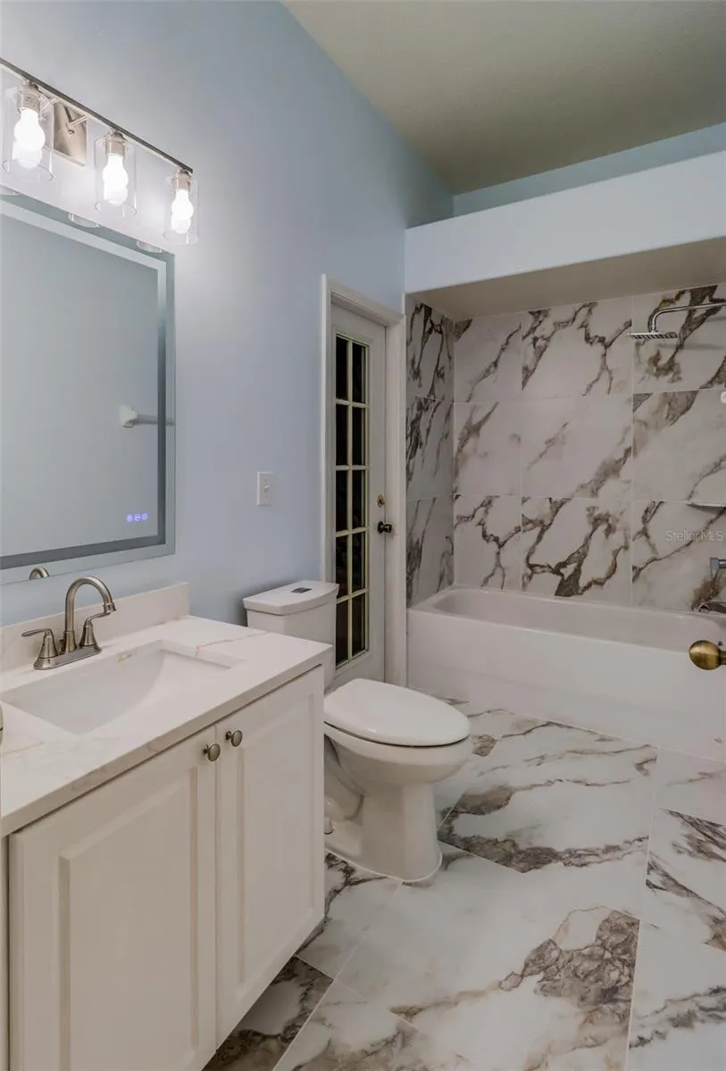 207 TAYLOR BAY LANE Brandon, FL 33510