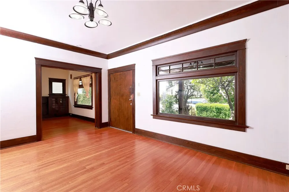 924 Stoneman Alhambra, CA 91801