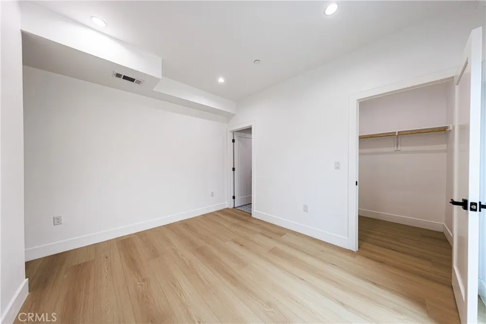 1015 Citrus Avenue #3 Los Angeles, CA 90019