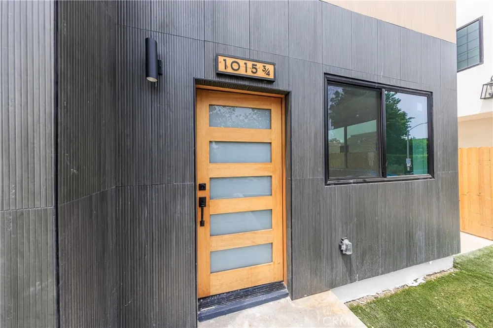 1015 Citrus Avenue #3 Los Angeles, CA 90019