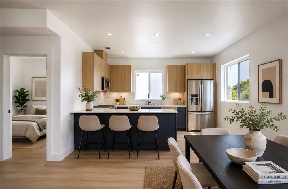 1015 Citrus Avenue #3 Los Angeles, CA 90019