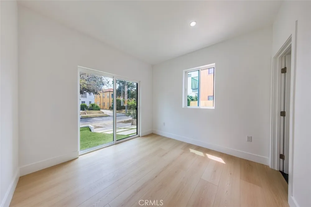 1015 Citrus Avenue #3 Los Angeles, CA 90019