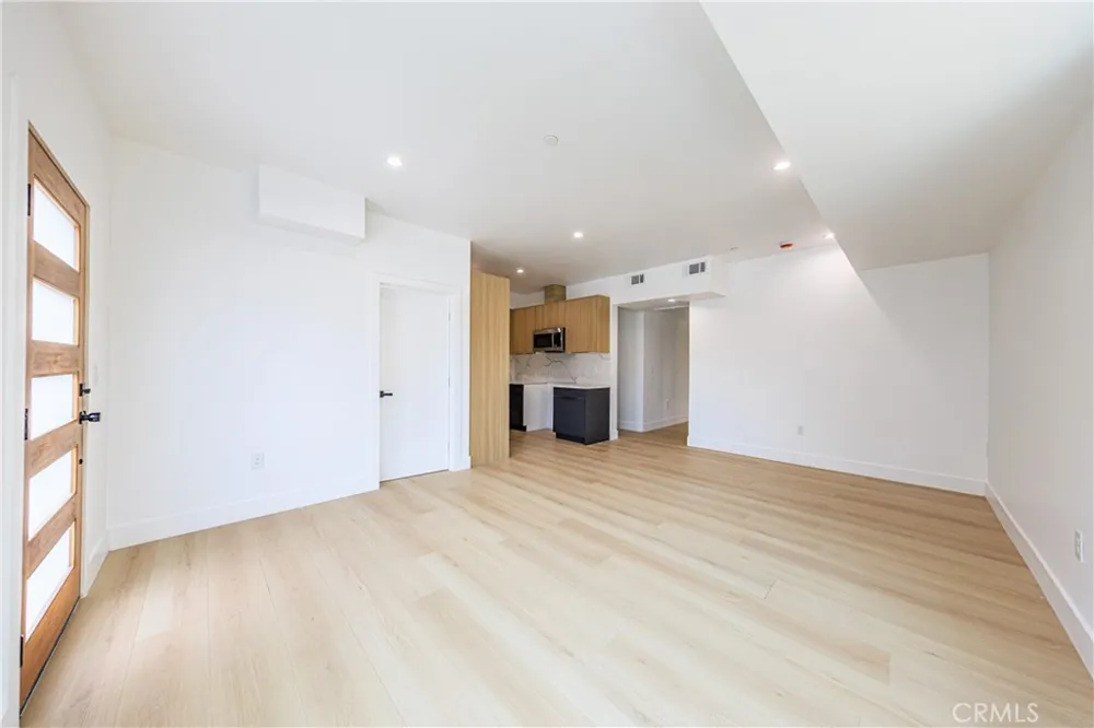 1015 Citrus Avenue #3 Los Angeles, CA 90019