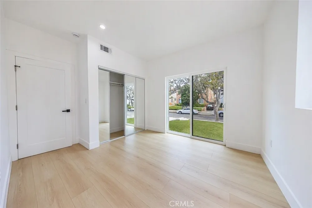 1015 Citrus Avenue #3 Los Angeles, CA 90019