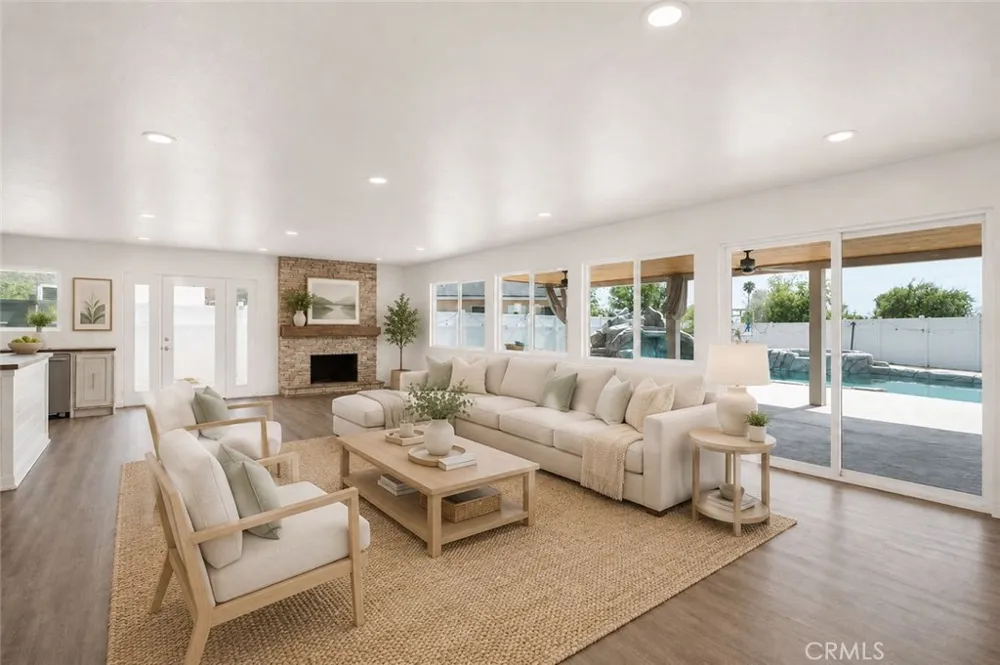 209 Southshore Lake Elsinore, CA 92530