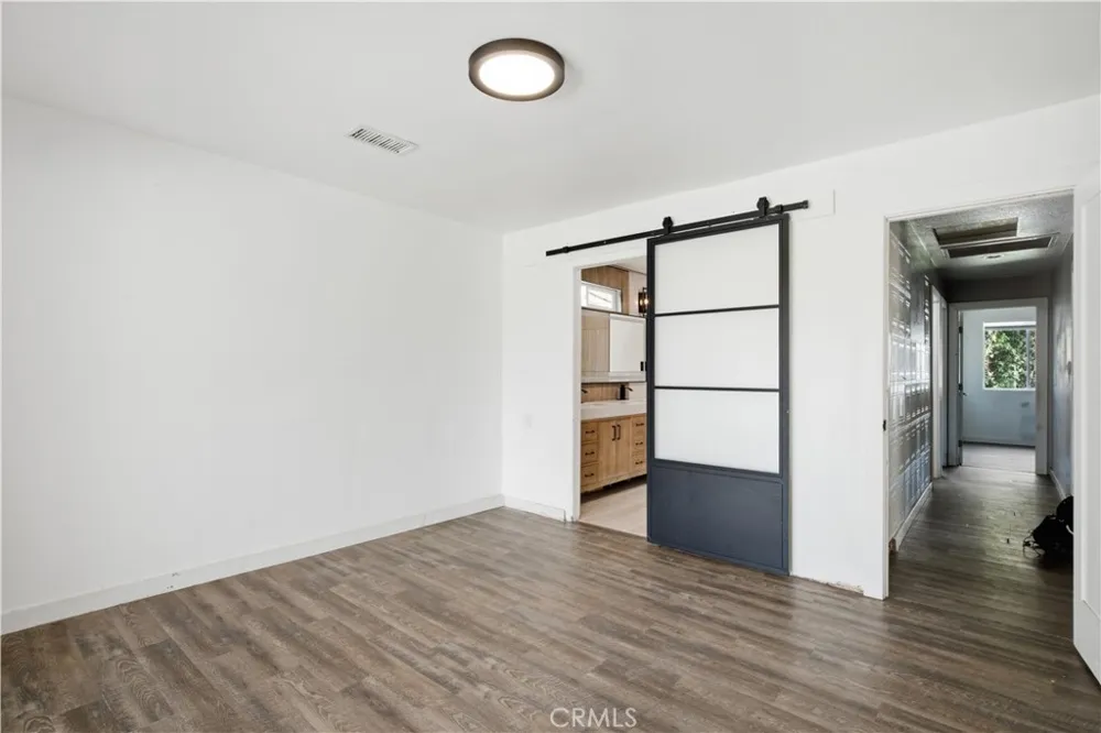 209 Southshore Lake Elsinore, CA 92530