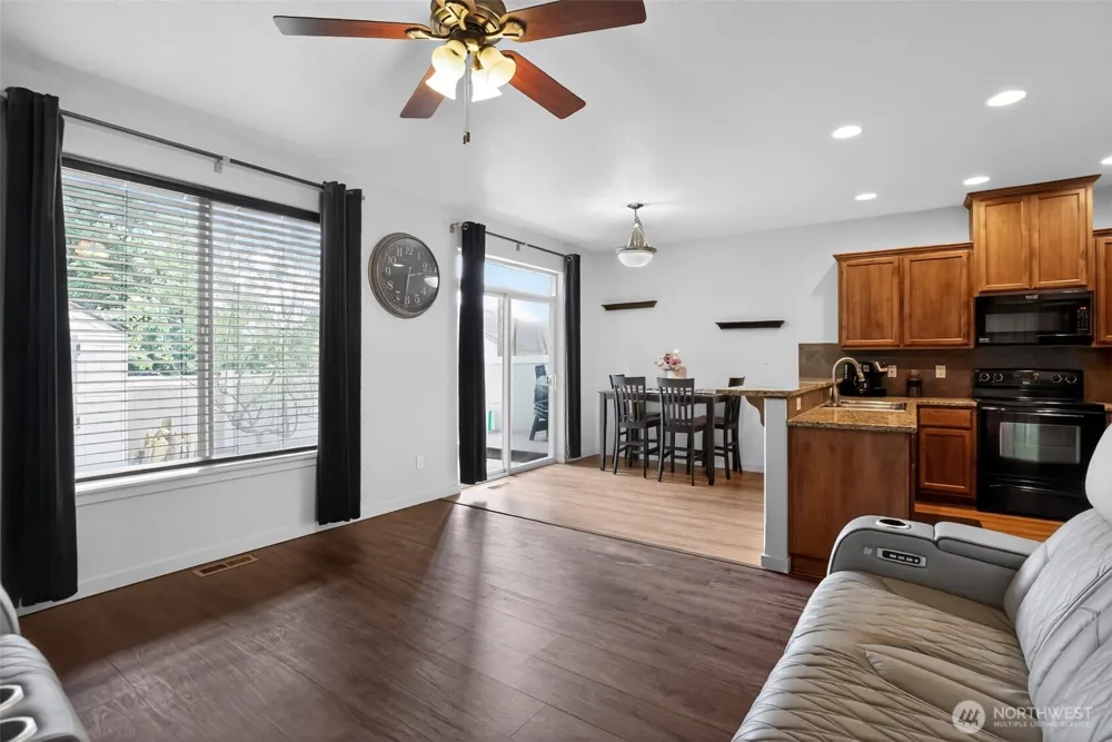 7617 NE 60th Way Vancouver, WA 98662