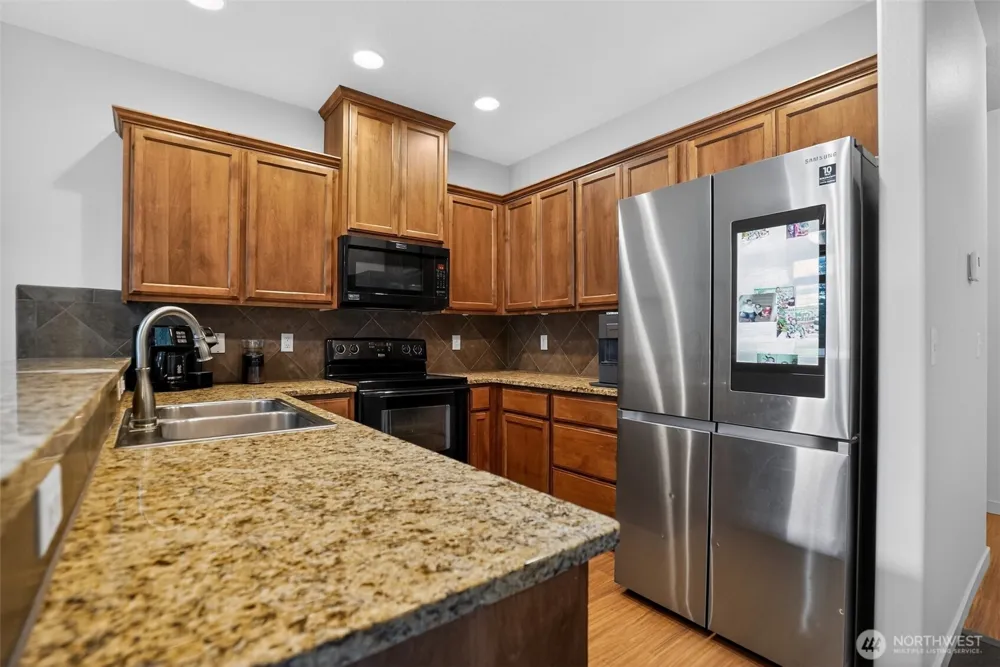 7617 NE 60th Way Vancouver, WA 98662
