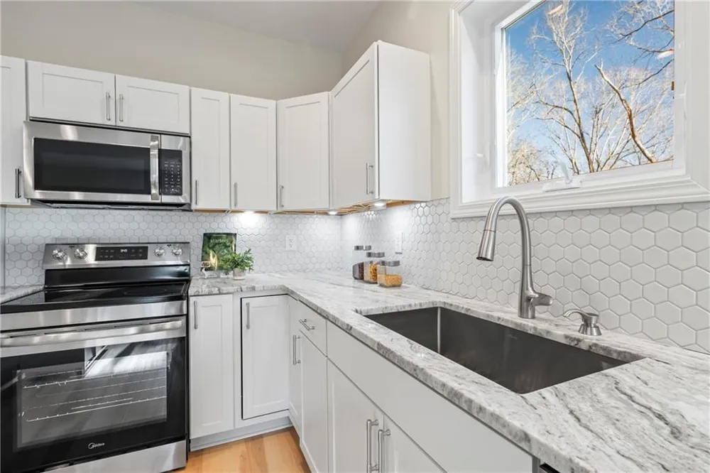 3114 Old Cornelia Highway Gainesville, GA 30507