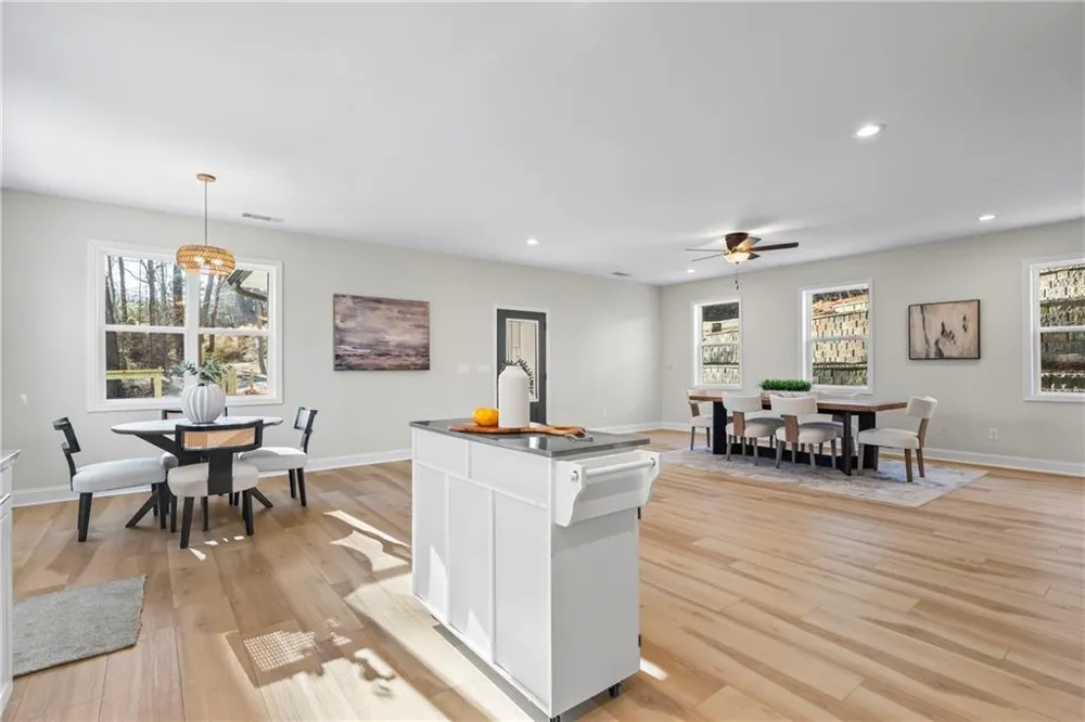 3114 Old Cornelia Highway Gainesville, GA 30507