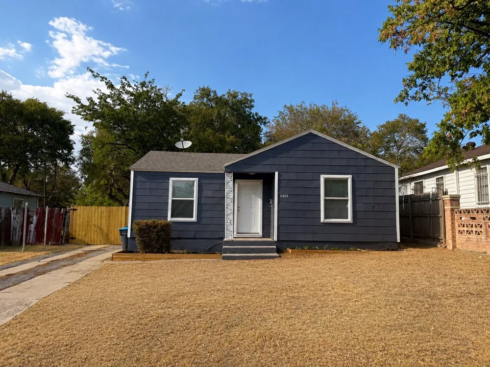 2801 Burchill Road S Fort Worth, TX 76105