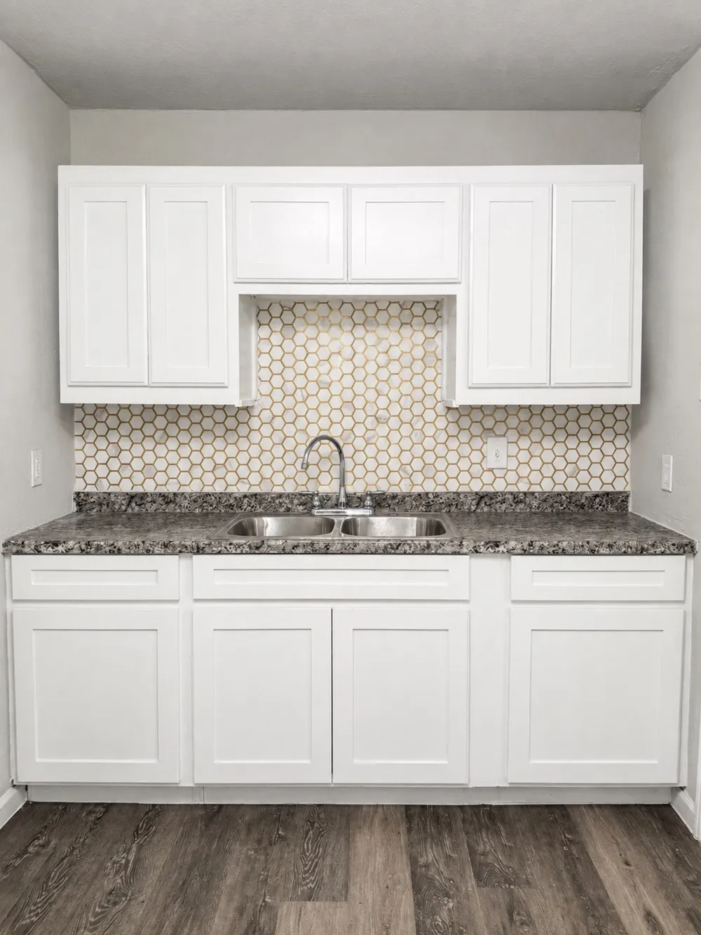 2801 Burchill Road S Fort Worth, TX 76105