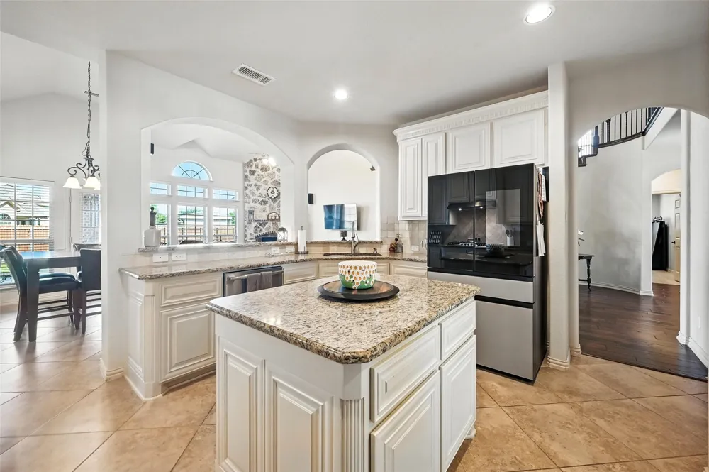 6153 Gibbons Creek Street Fort Worth, TX 76179