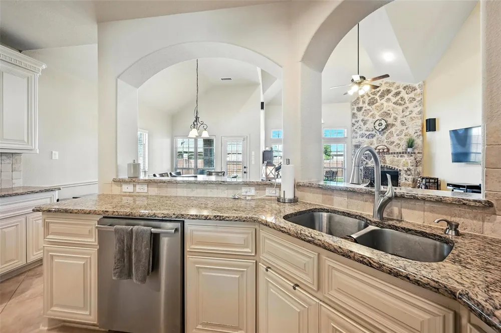 6153 Gibbons Creek Street Fort Worth, TX 76179
