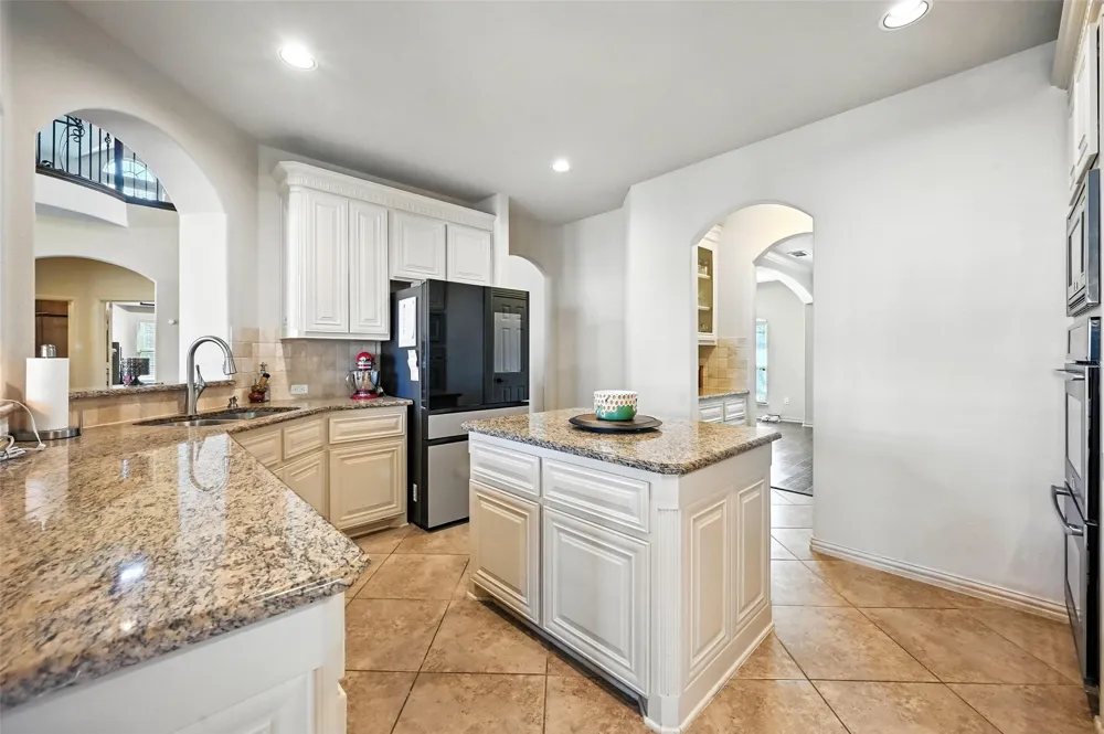 6153 Gibbons Creek Street Fort Worth, TX 76179