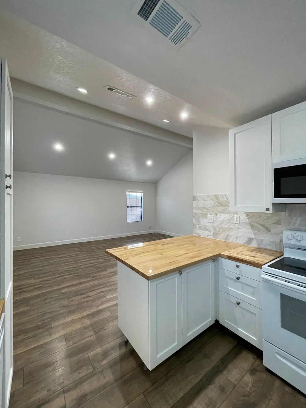 251 Brushy Creek Trail Bandera, TX 78003