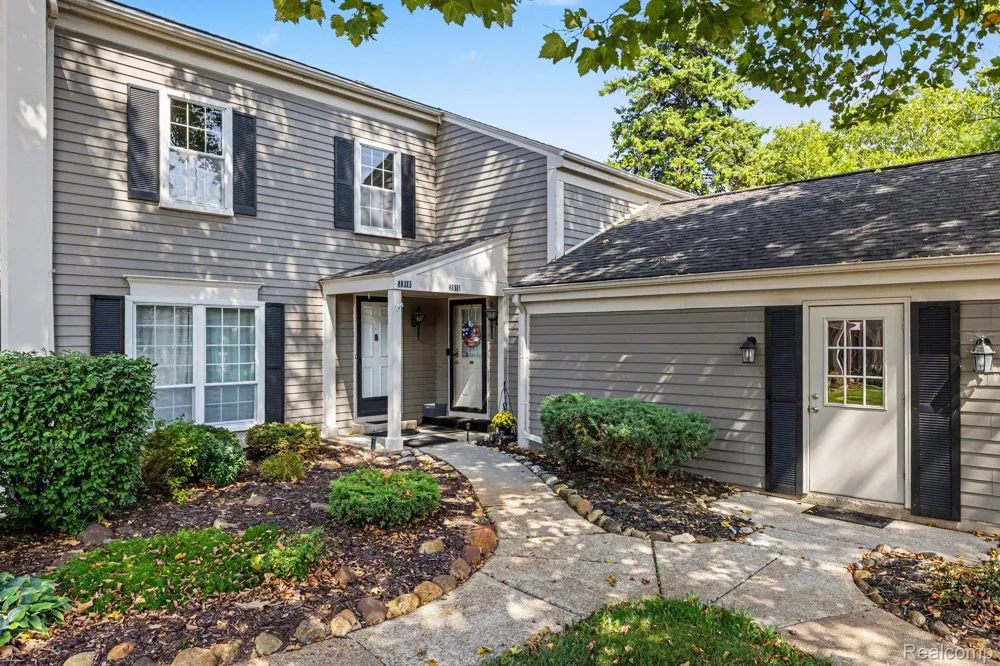 2618 Williamsburg Circle Auburn Hills City, MI 48326
