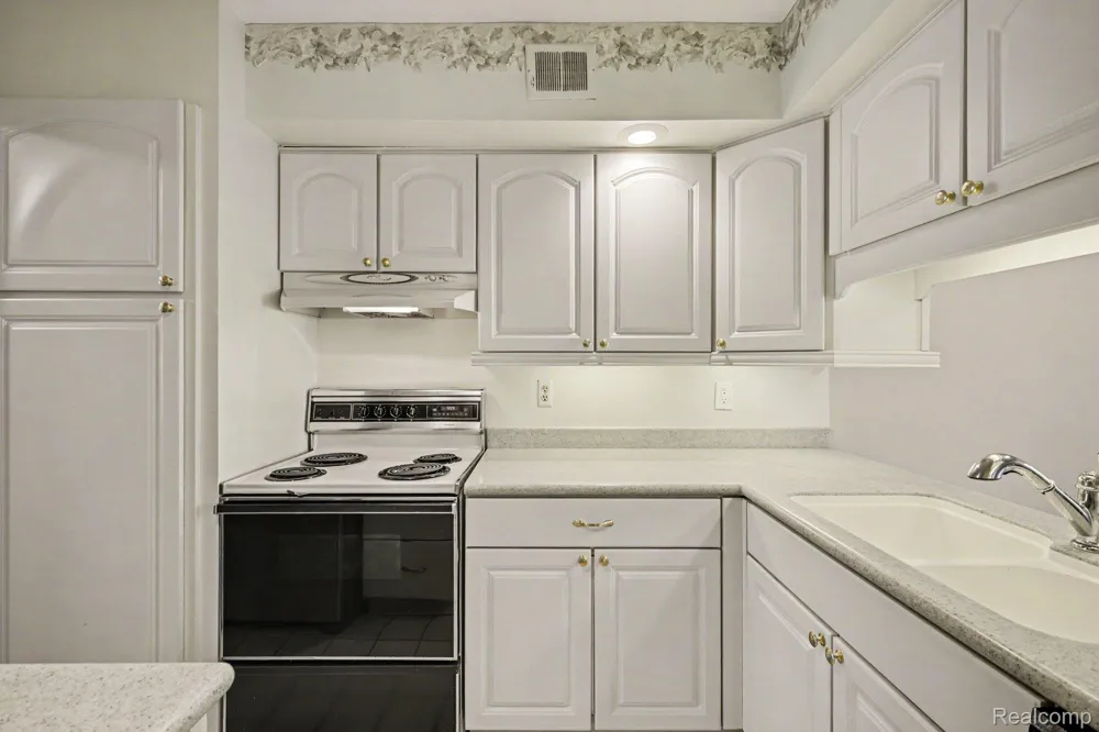 2618 Williamsburg Circle Auburn Hills City, MI 48326