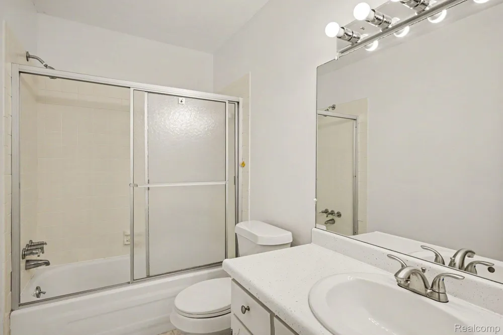 2618 Williamsburg Circle Auburn Hills City, MI 48326