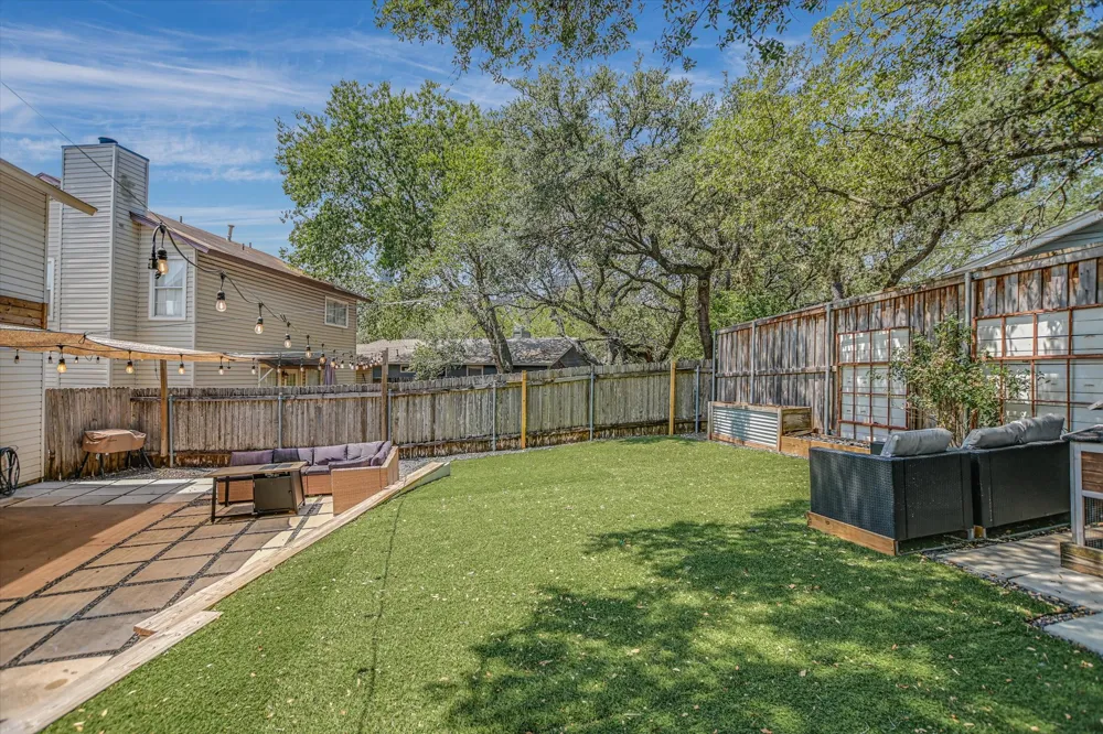 4302 Manzanillo Drive Austin, TX 78749