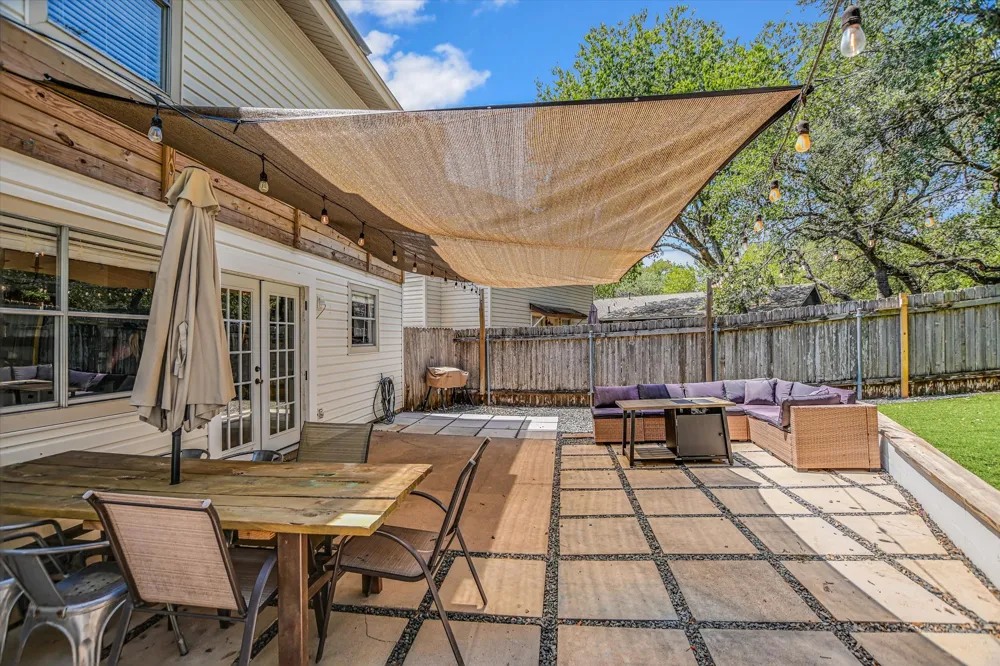 4302 Manzanillo Drive Austin, TX 78749