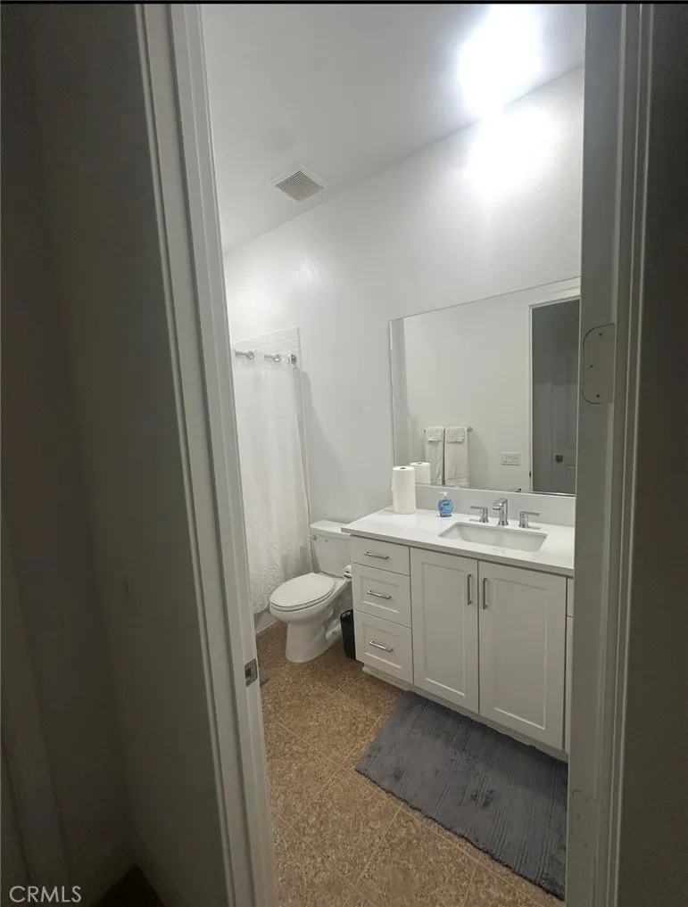 27148 Skyland Valencia, CA 91381