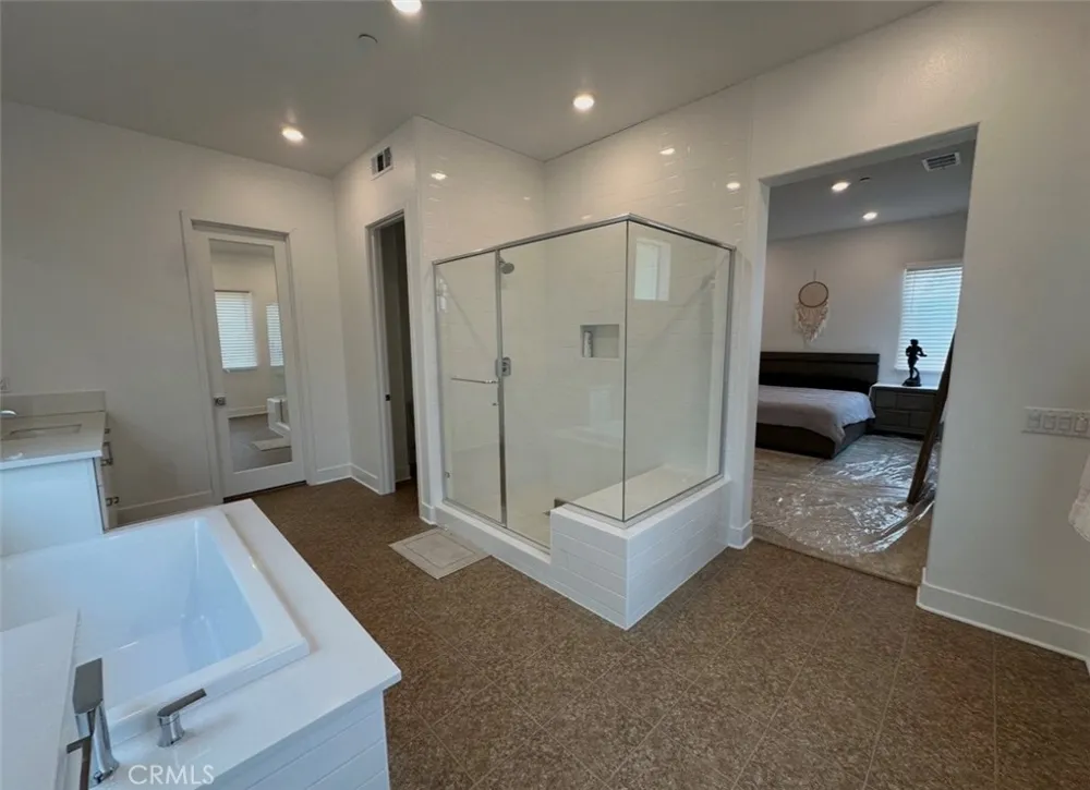27148 Skyland Valencia, CA 91381