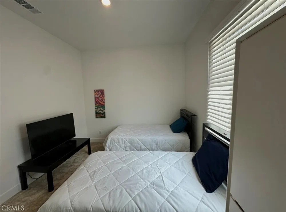 27148 Skyland Valencia, CA 91381