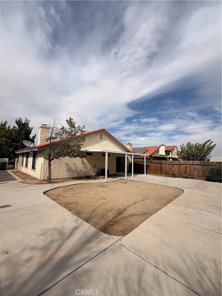 16241 Tokay Victorville, CA 92395