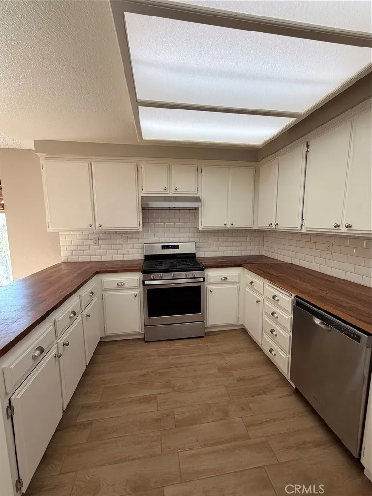 16241 Tokay Victorville, CA 92395