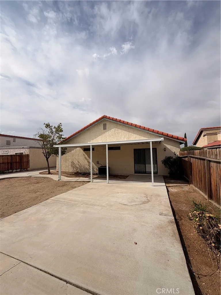 16241 Tokay Victorville, CA 92395