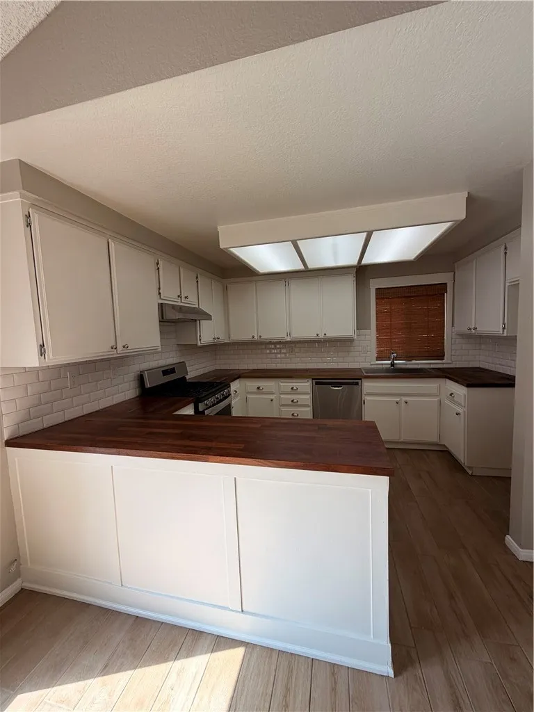 16241 Tokay Victorville, CA 92395