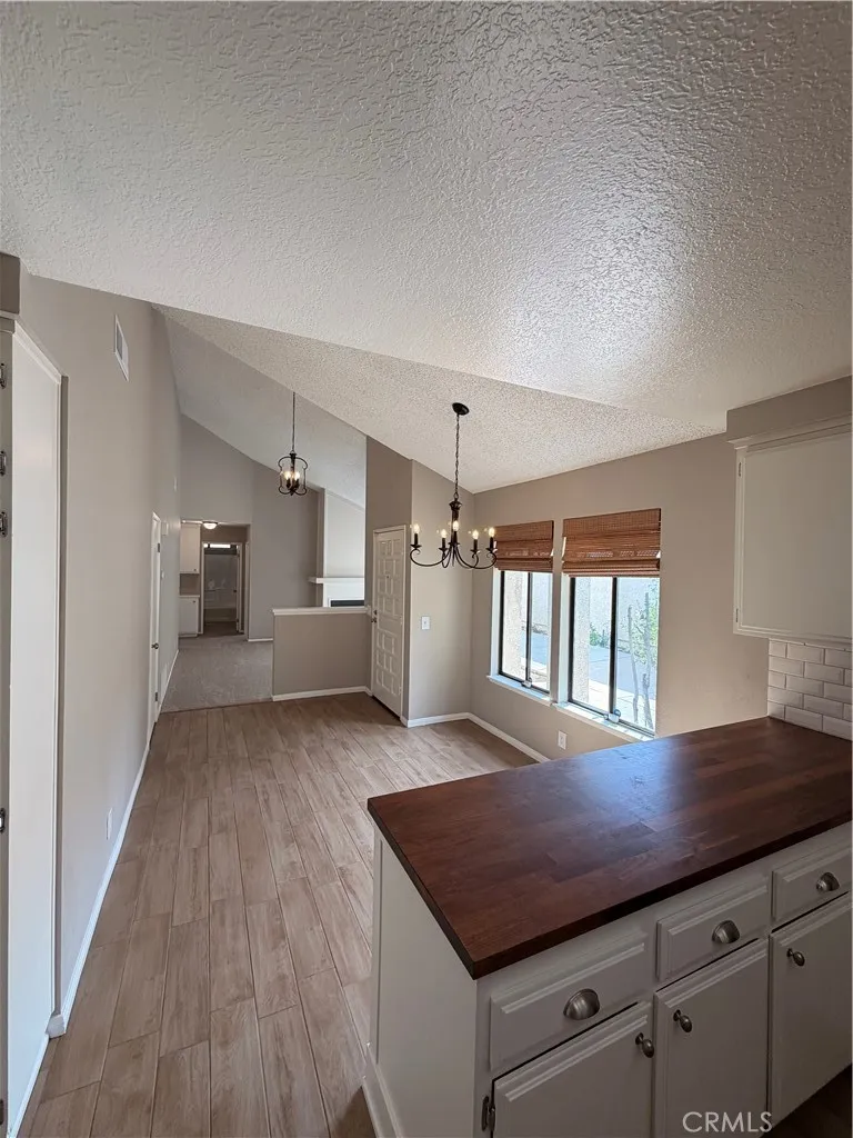 16241 Tokay Victorville, CA 92395
