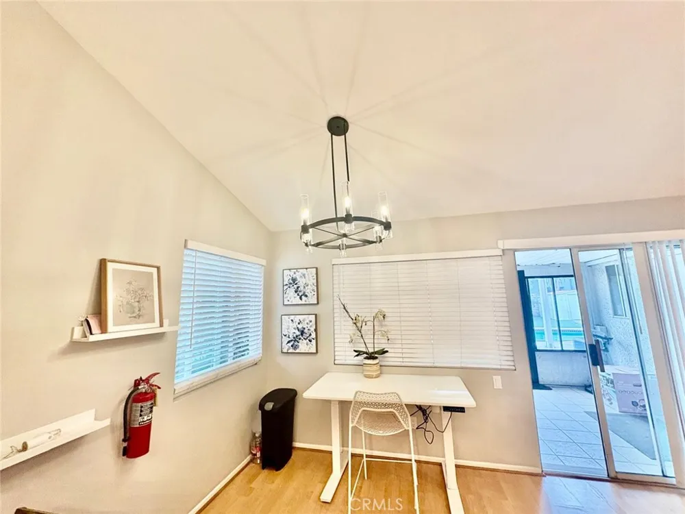 21100 Vintage Chatsworth, CA 91311