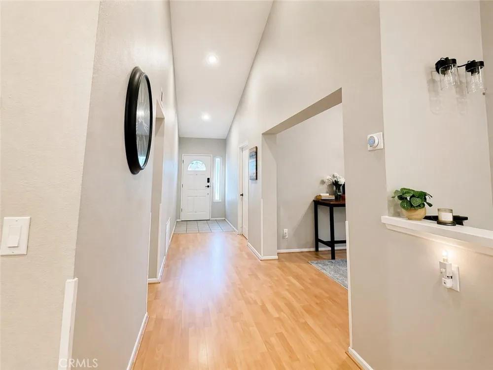 21100 Vintage Chatsworth, CA 91311