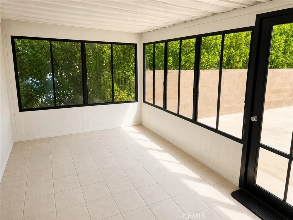 21100 Vintage Chatsworth, CA 91311