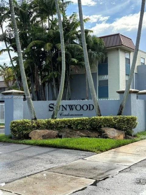 4600 SW 67th Ave #248 Miami, FL 33155