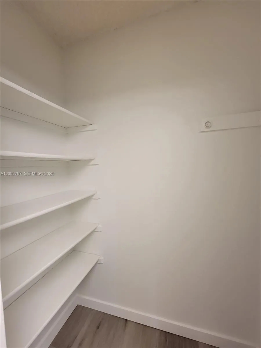 4600 SW 67th Ave #248 Miami, FL 33155
